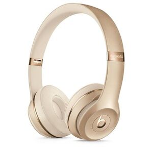 beats solo 3 wireless headphones NWT